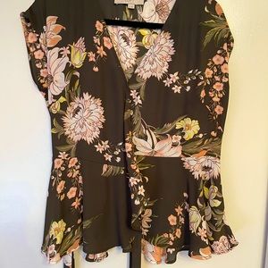 Loft,size medium side tie top. Super cute